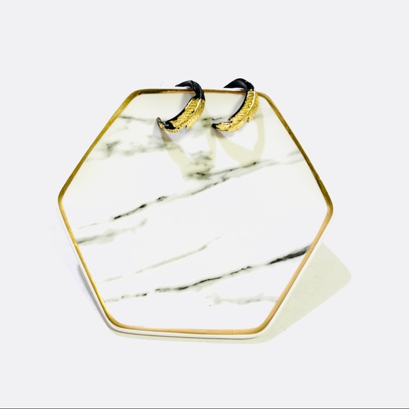 SADIE BLACK HOOP FEATHER W/ GOLD METALLIC EARRINGS - Picture 2 of 8